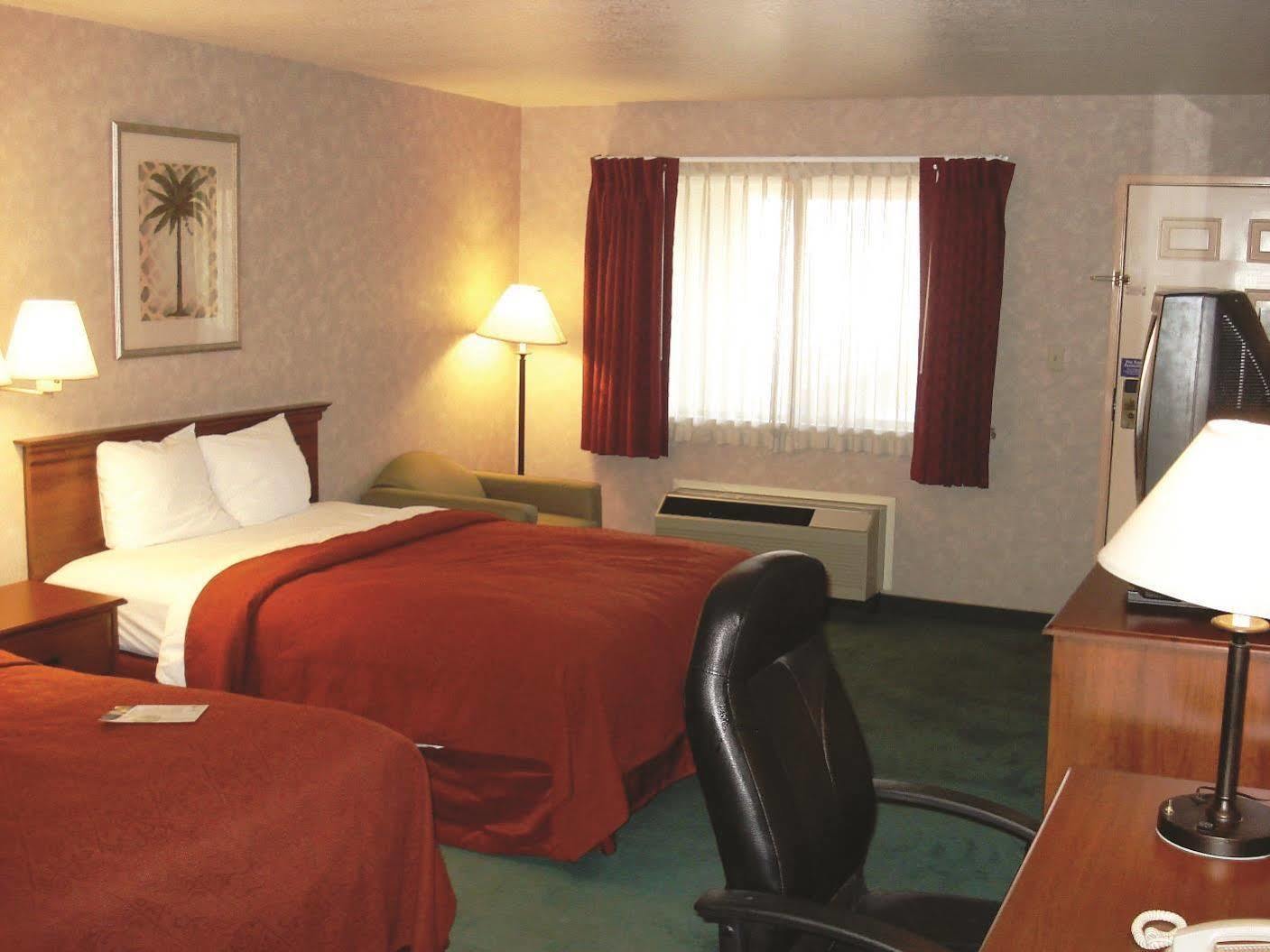 Holiday Inn Express Oakdale, An Ihg Hotel Dış mekan fotoğraf